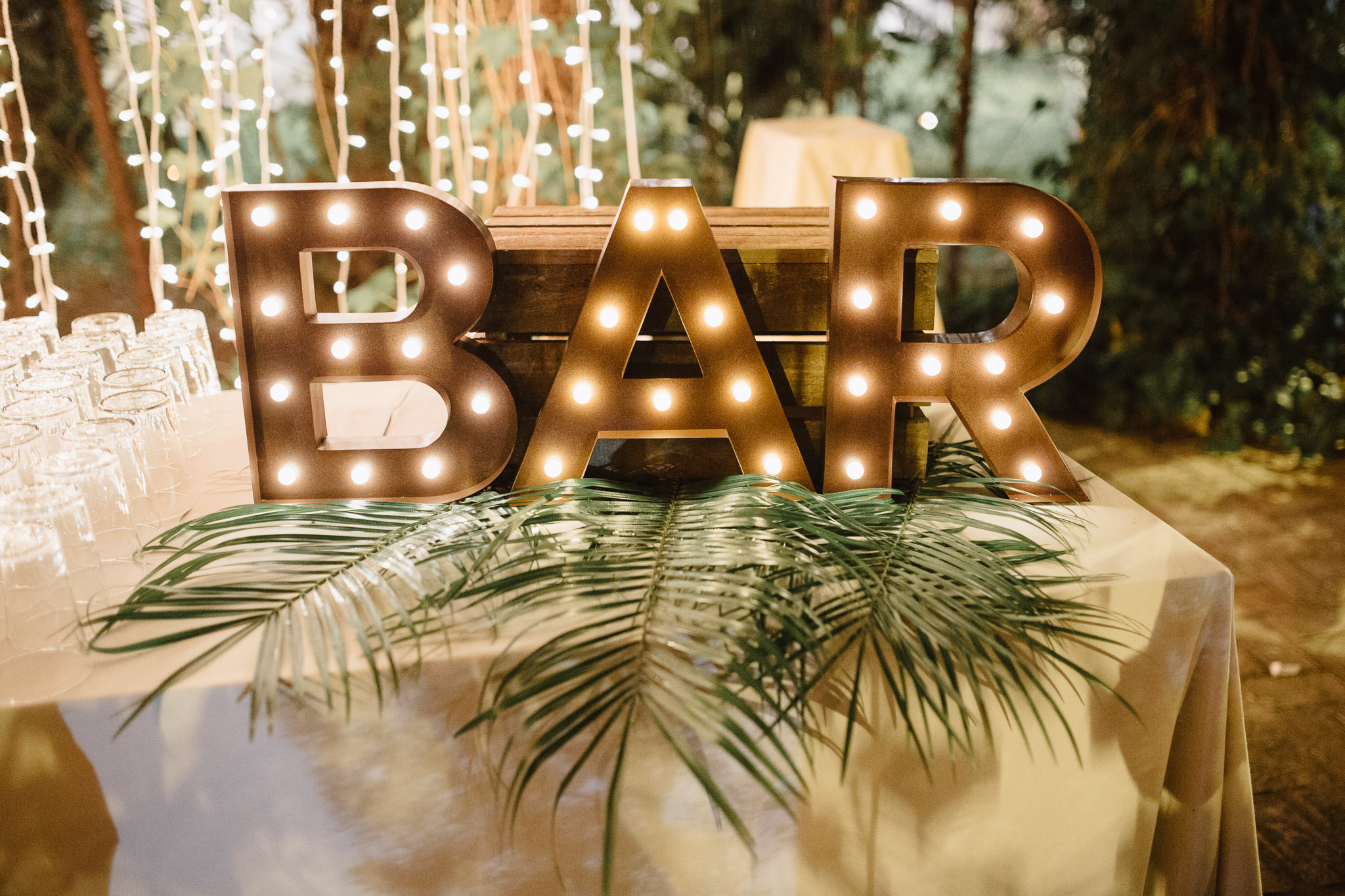 Letras luminosas BAR – Ariana Rock